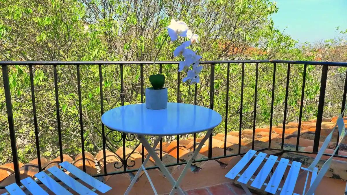 Freshly Tastefully Renovated Apartments In Heart Of Old Antibes Exteriör bild