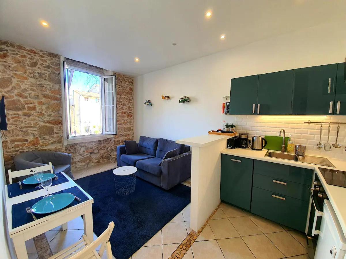 Freshly Tastefully Renovated Apartments In Heart Of Old Antibes Exteriör bild