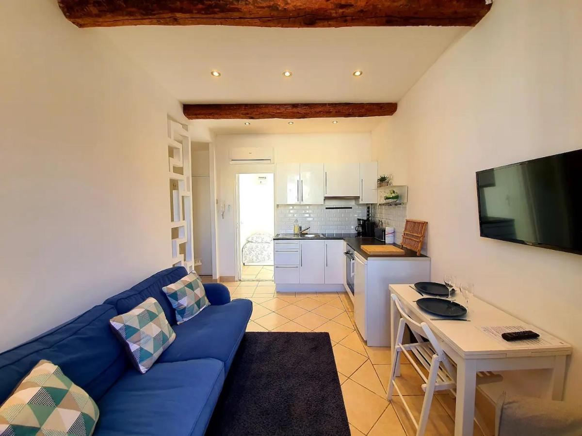 Freshly Tastefully Renovated Apartments In Heart Of Old Antibes Exteriör bild