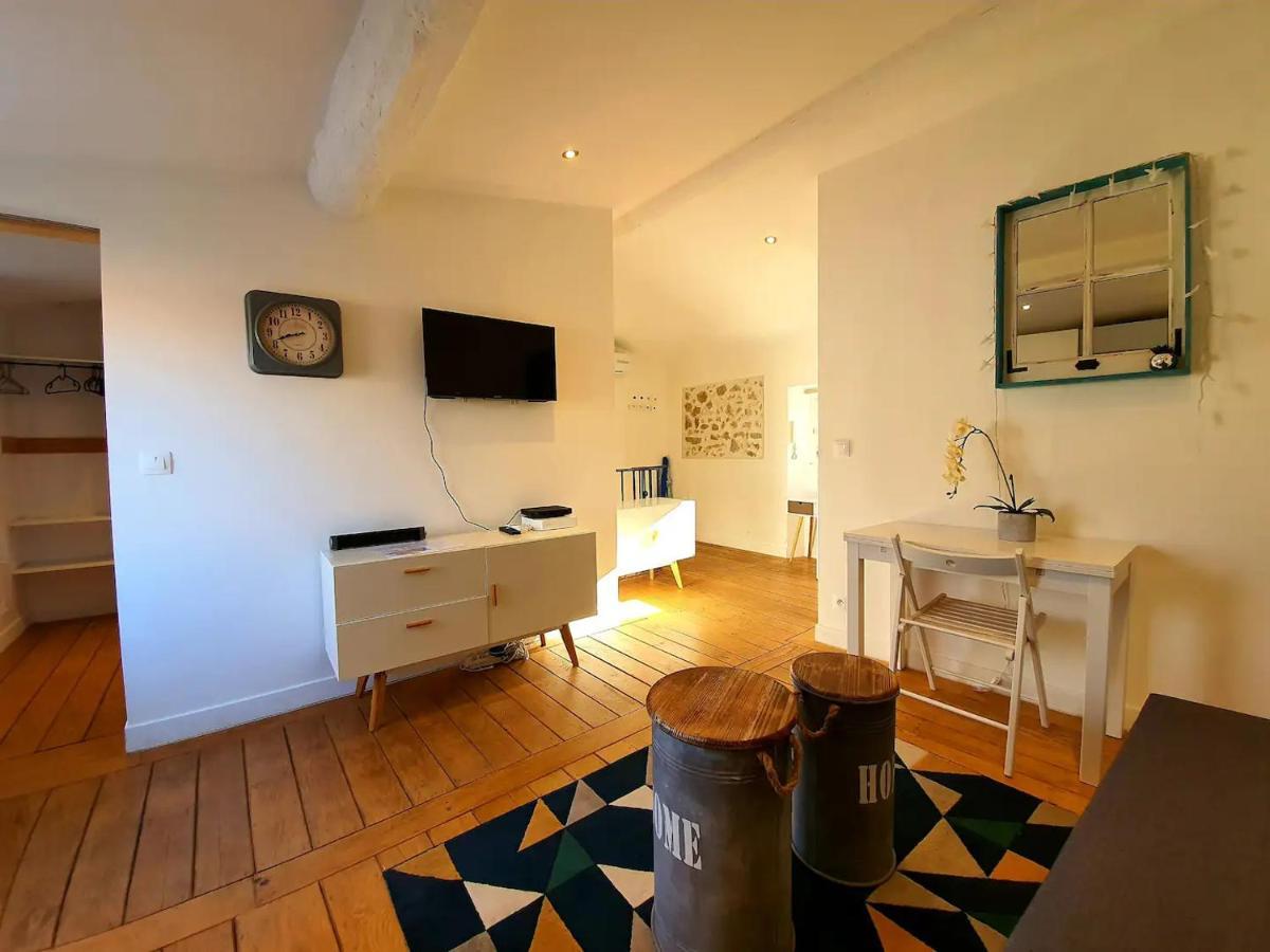 Freshly Tastefully Renovated Apartments In Heart Of Old Antibes Exteriör bild