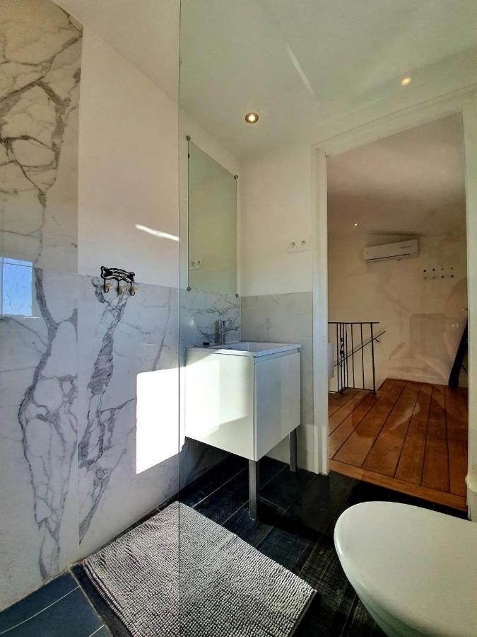 Freshly Tastefully Renovated Apartments In Heart Of Old Antibes Exteriör bild